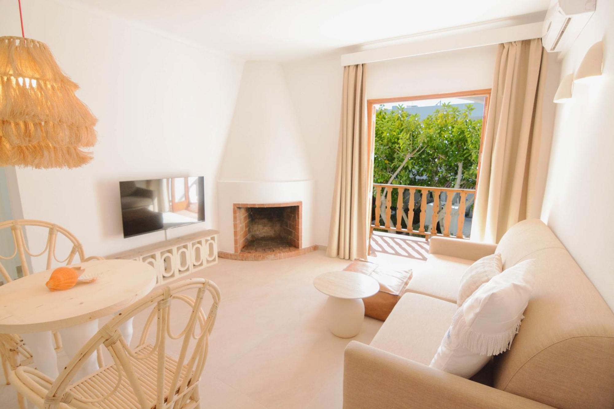 Secret Oasis Ibiza-only Adults Apartahotel
