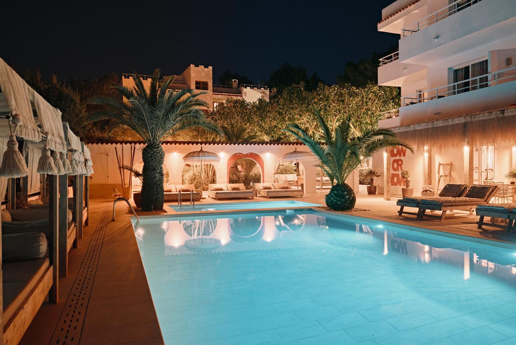 Apartahotel Secret Oasis Ibiza-only Adults 2*